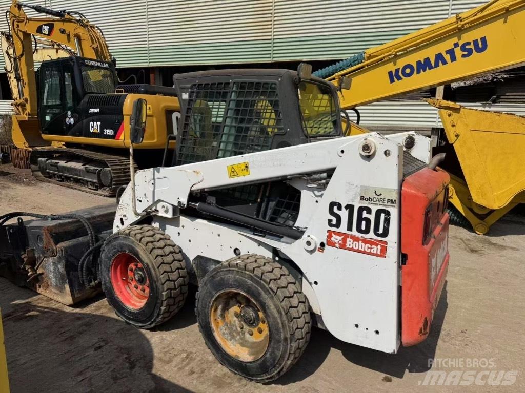 Bobcat S 160 滑移装载机