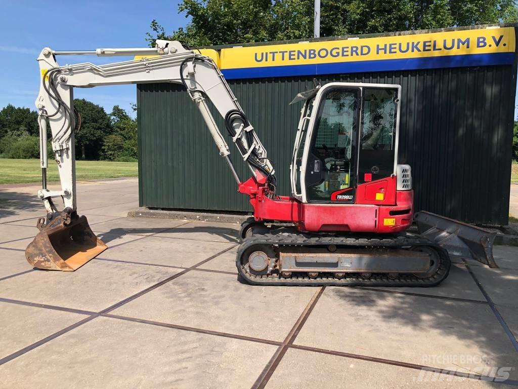 Takeuchi TB 280 FR 中型挖掘机
