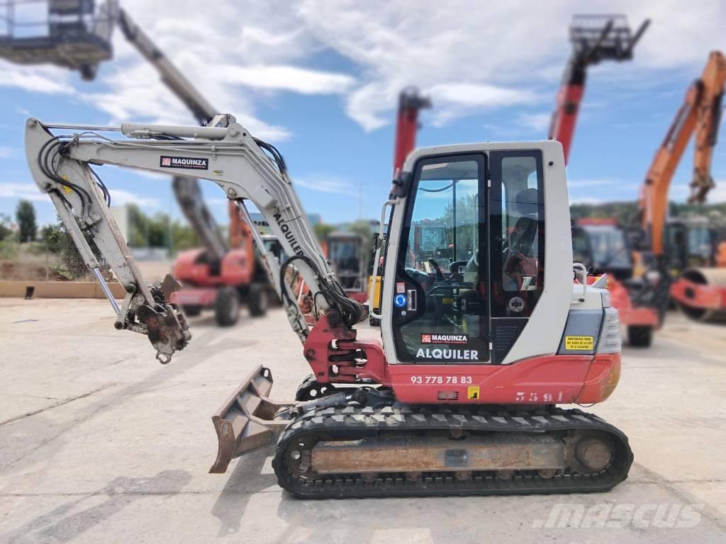 Takeuchi TB 250 小型挖掘机