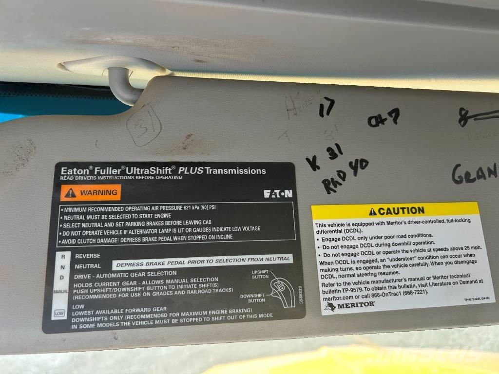 Kenworth T 880 自卸式货车