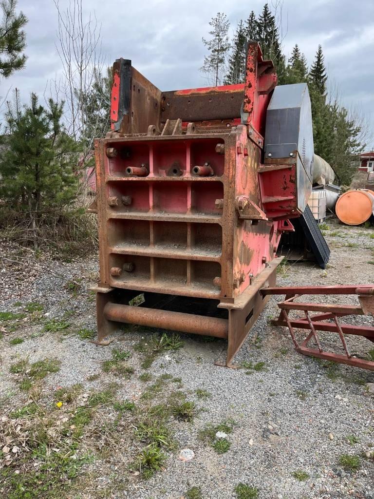 Sandvik QJ 340 破碎机