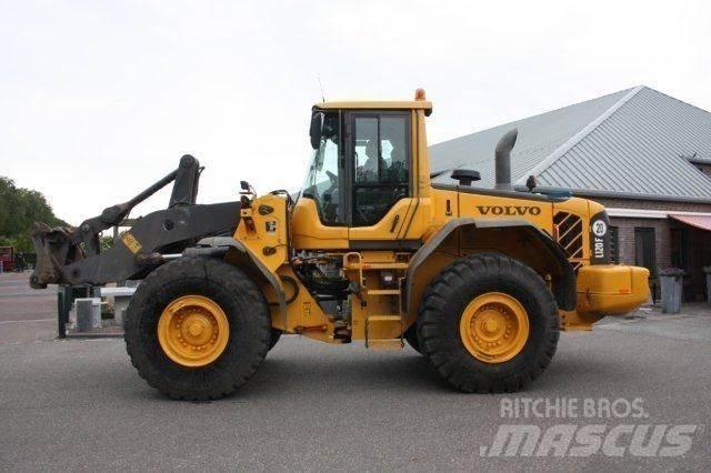 Volvo L 120 F 轮式装载机