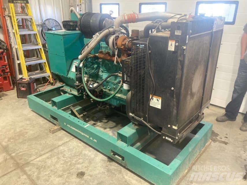 Cummins 105kW 柴油发电机