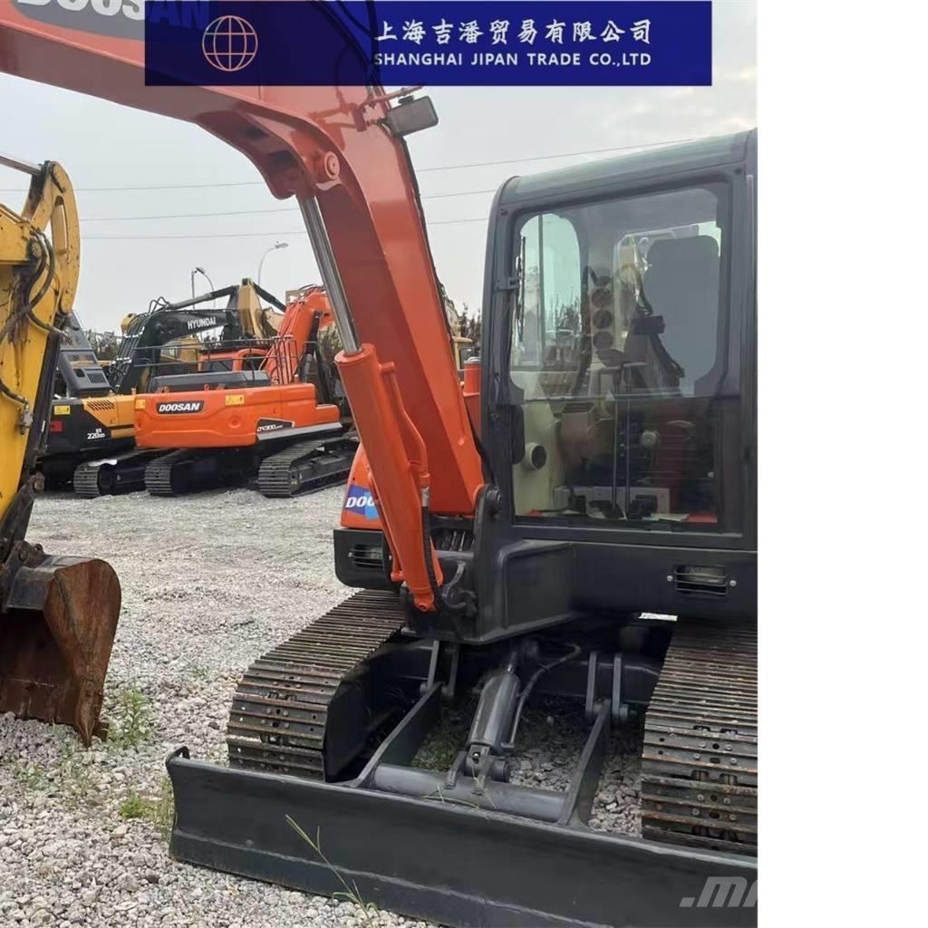 Doosan DH 60 履带挖掘机