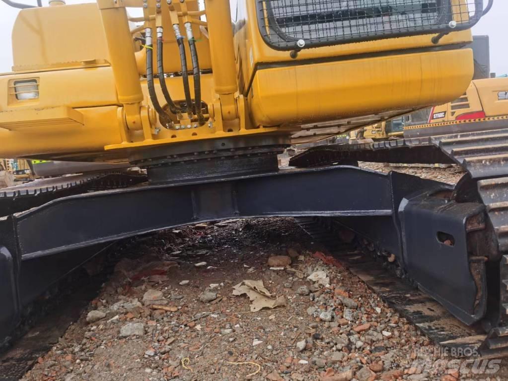 Komatsu PC 130 中型挖掘机