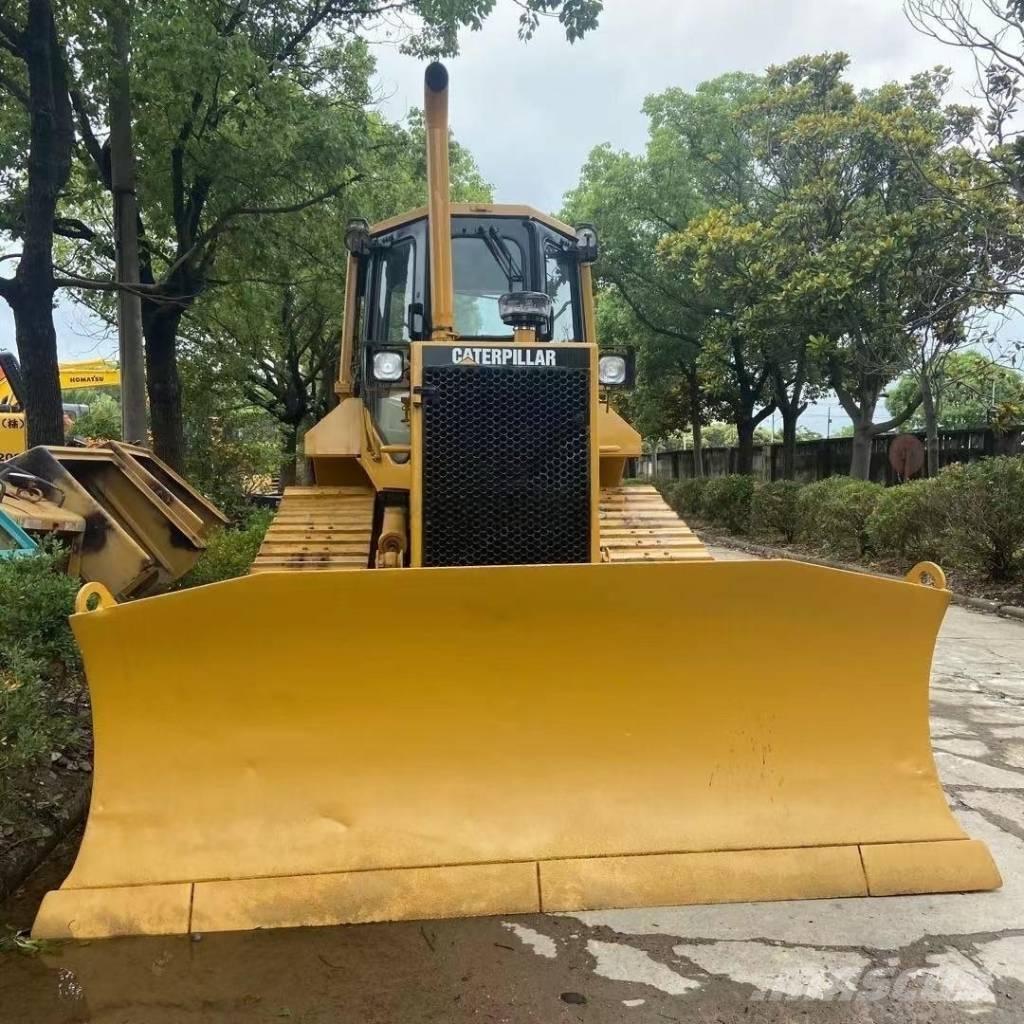 CAT D5M 履带式推土机