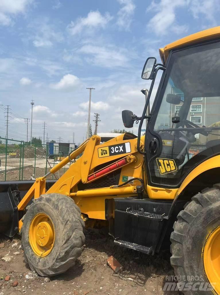 JCB 3 CX 反铲装载机