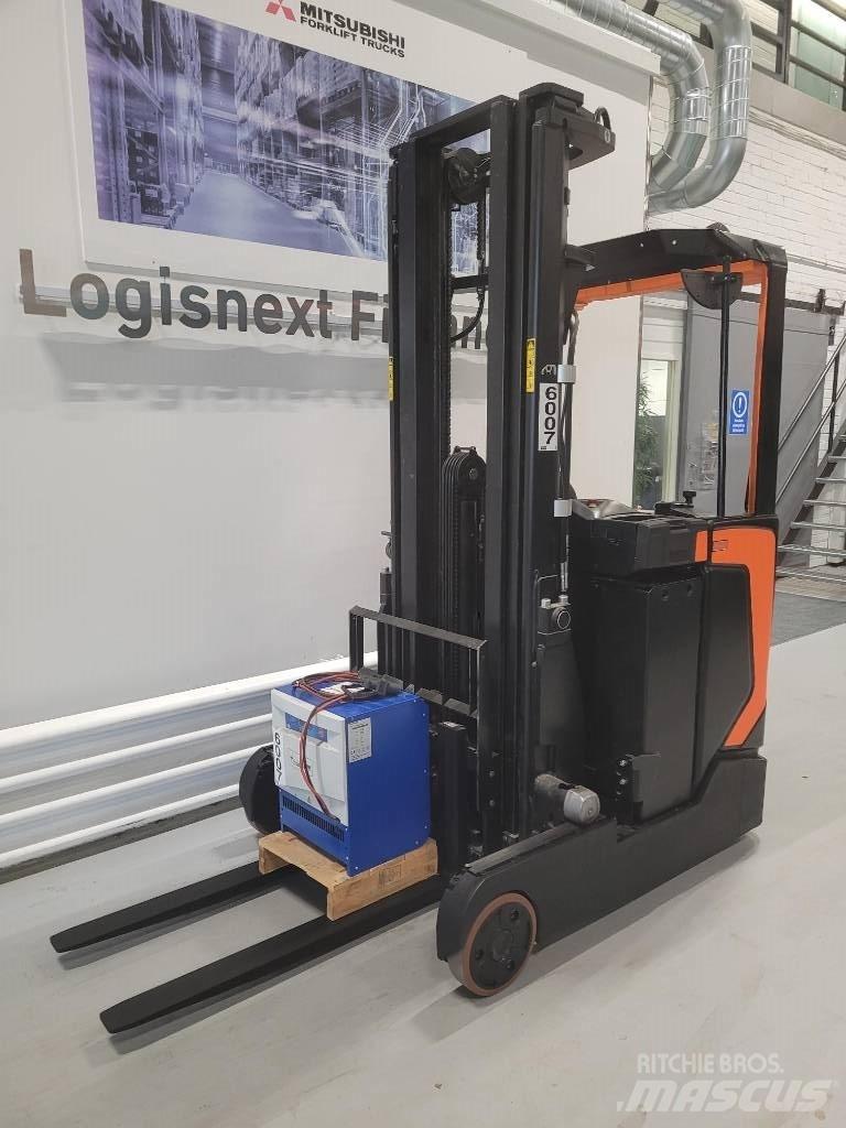 Rocla HSF16 前移式叉车