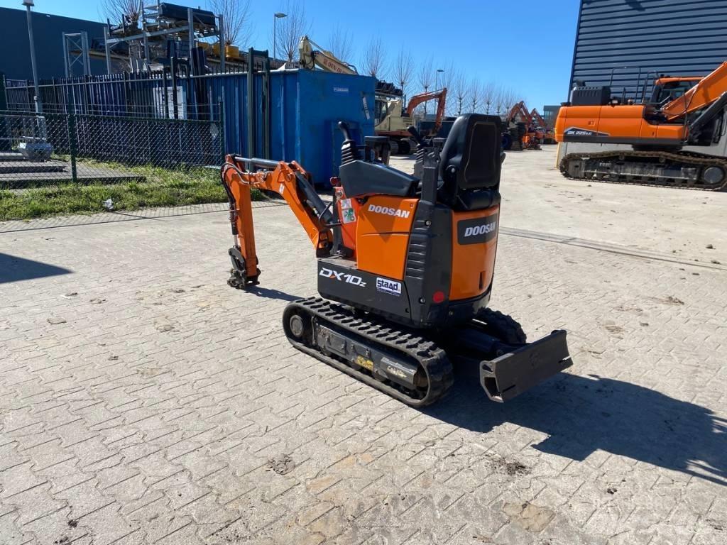 Doosan DX 10 Z 小型挖掘机
