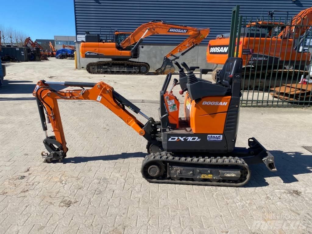 Doosan DX 10 Z 小型挖掘机