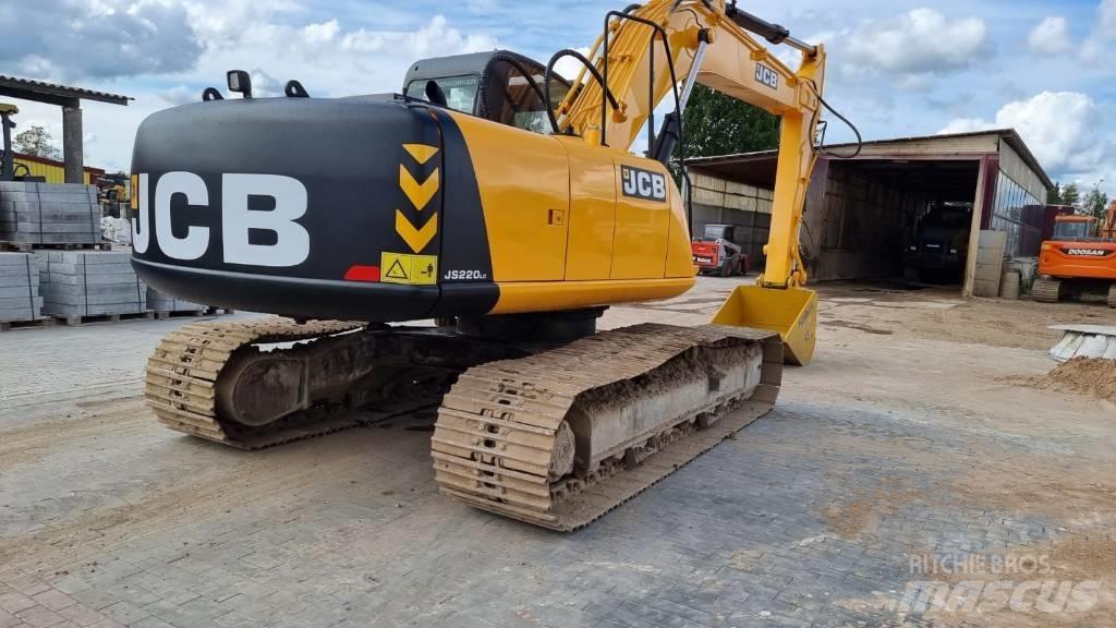 JCB JS 220 LC 履带挖掘机