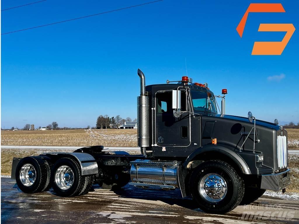 Kenworth T 800 牵引车