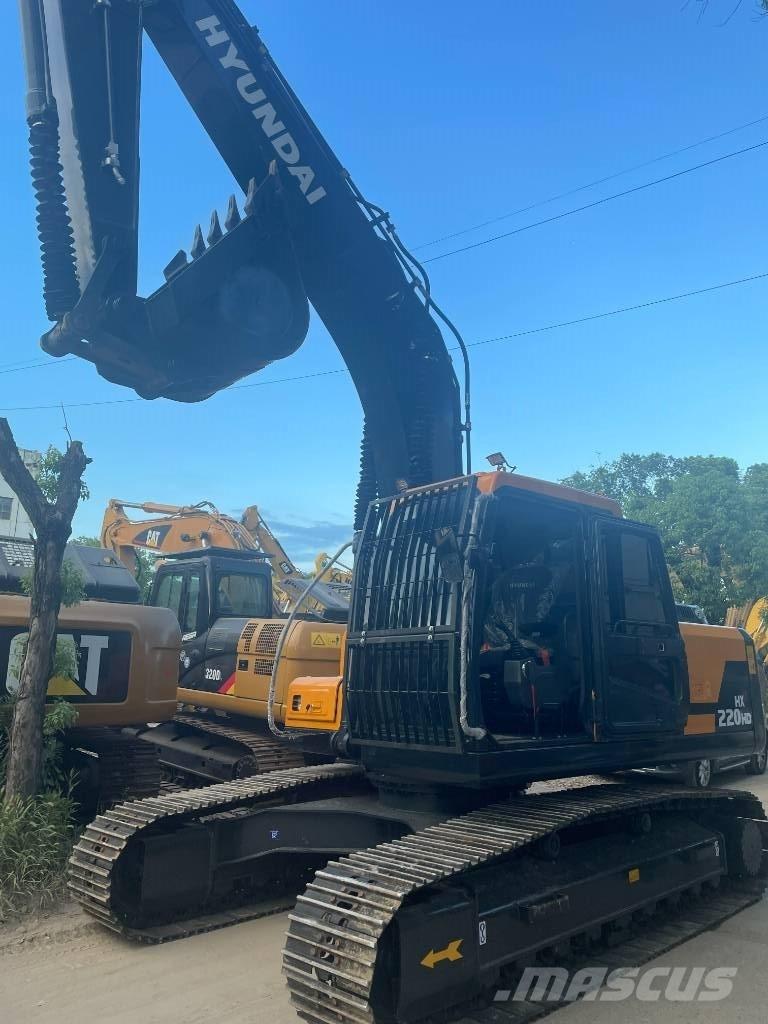 Hyundai 220HX 履带挖掘机