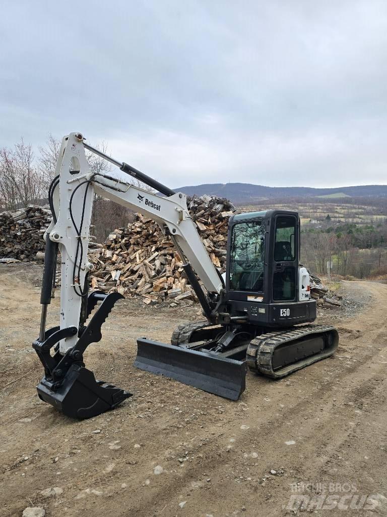 Bobcat E 50 小型挖掘机