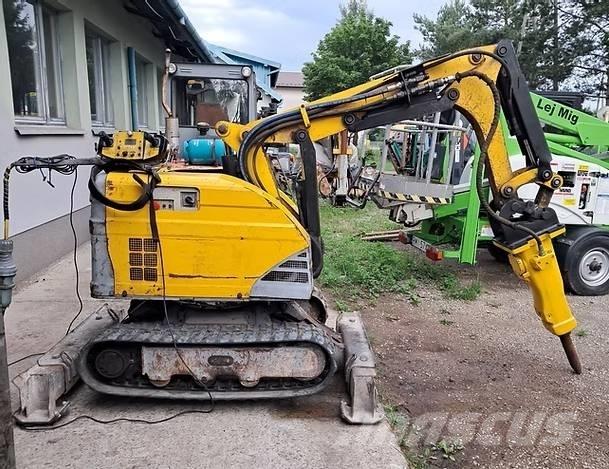 Brokk 160 小型挖掘机