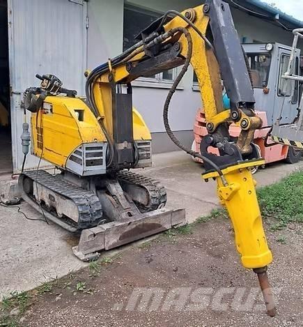 Brokk 160 小型挖掘机