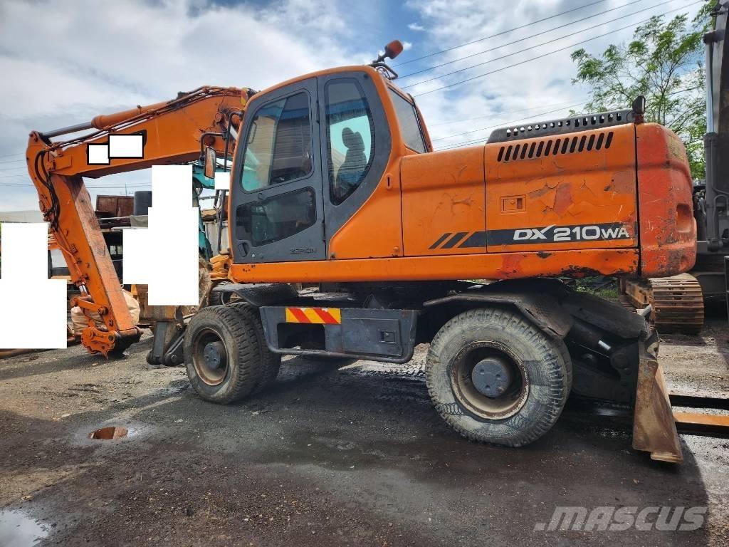 Doosan DX 210WA 轮式挖掘机