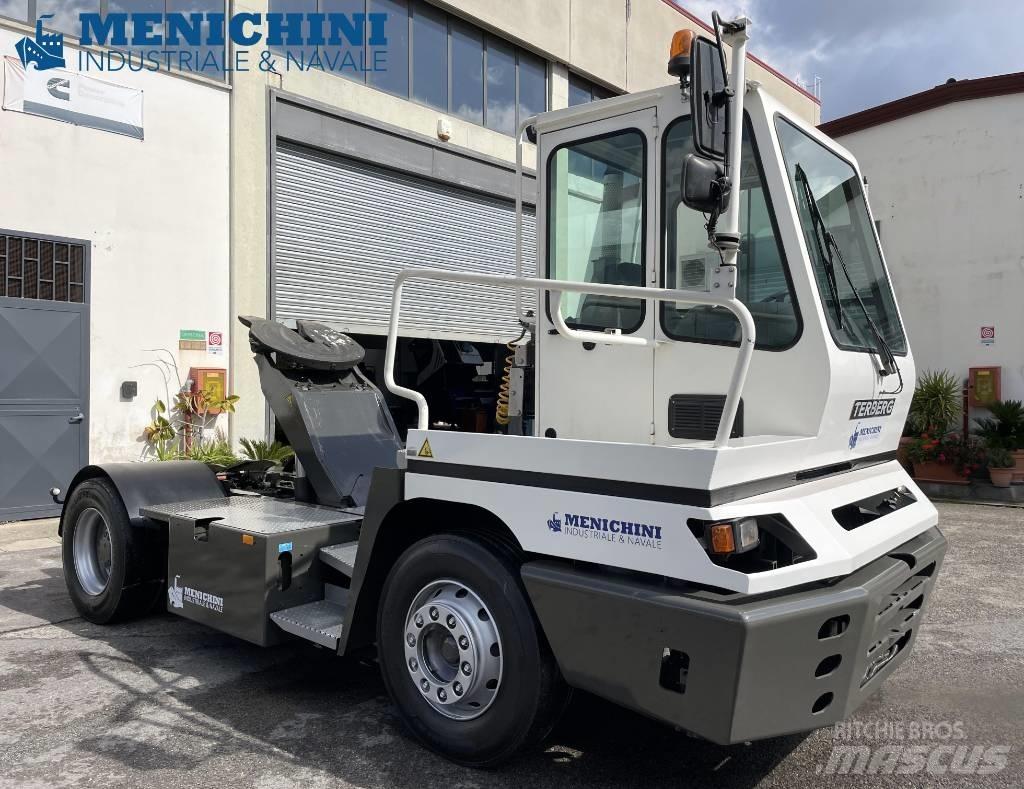 Terberg YT 182 码头牵引车