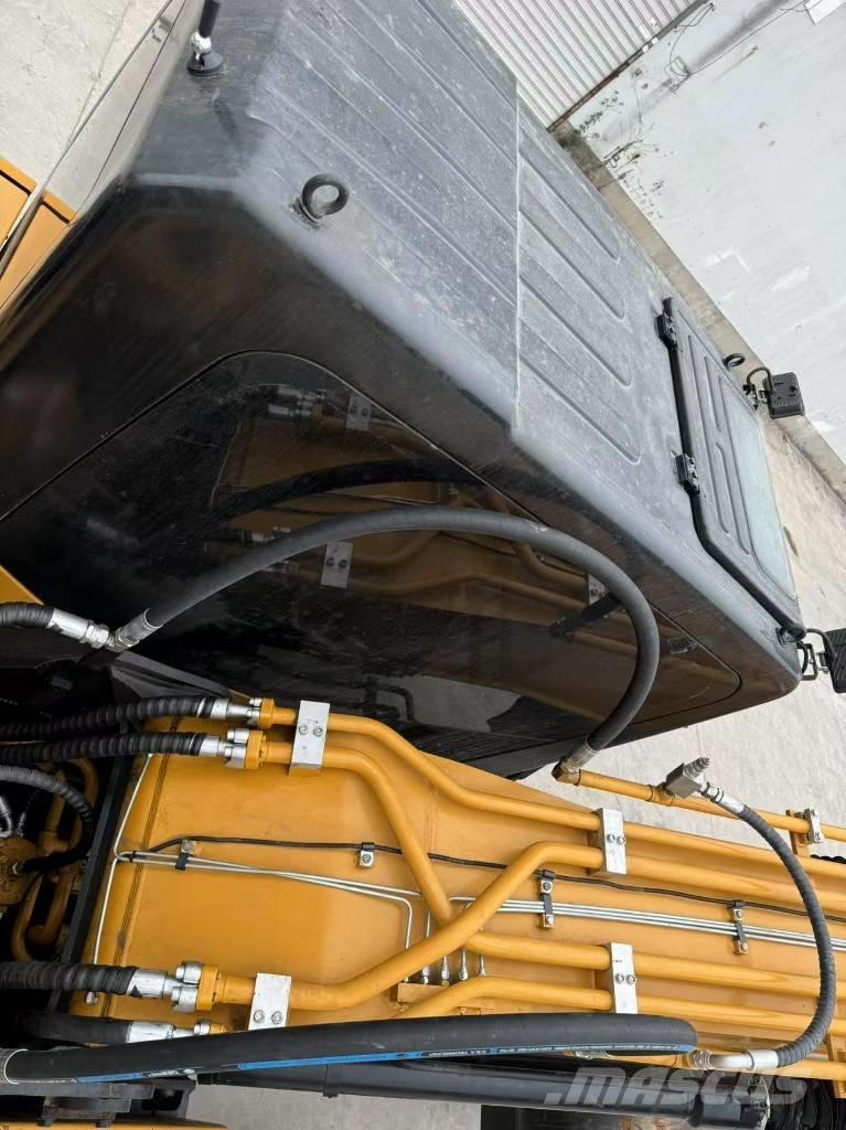 Sany SY 215 C 履带挖掘机