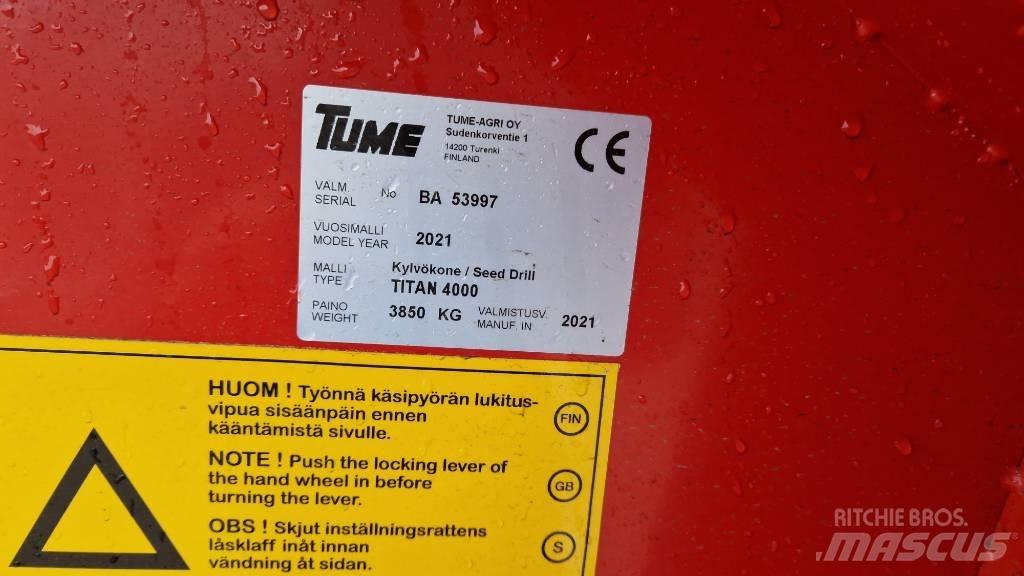 Tume Titan 4000 多功能条播机