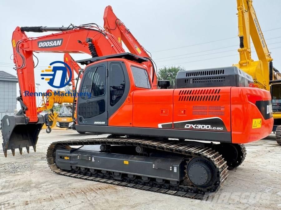 Doosan DX 300LC-9C 履带挖掘机