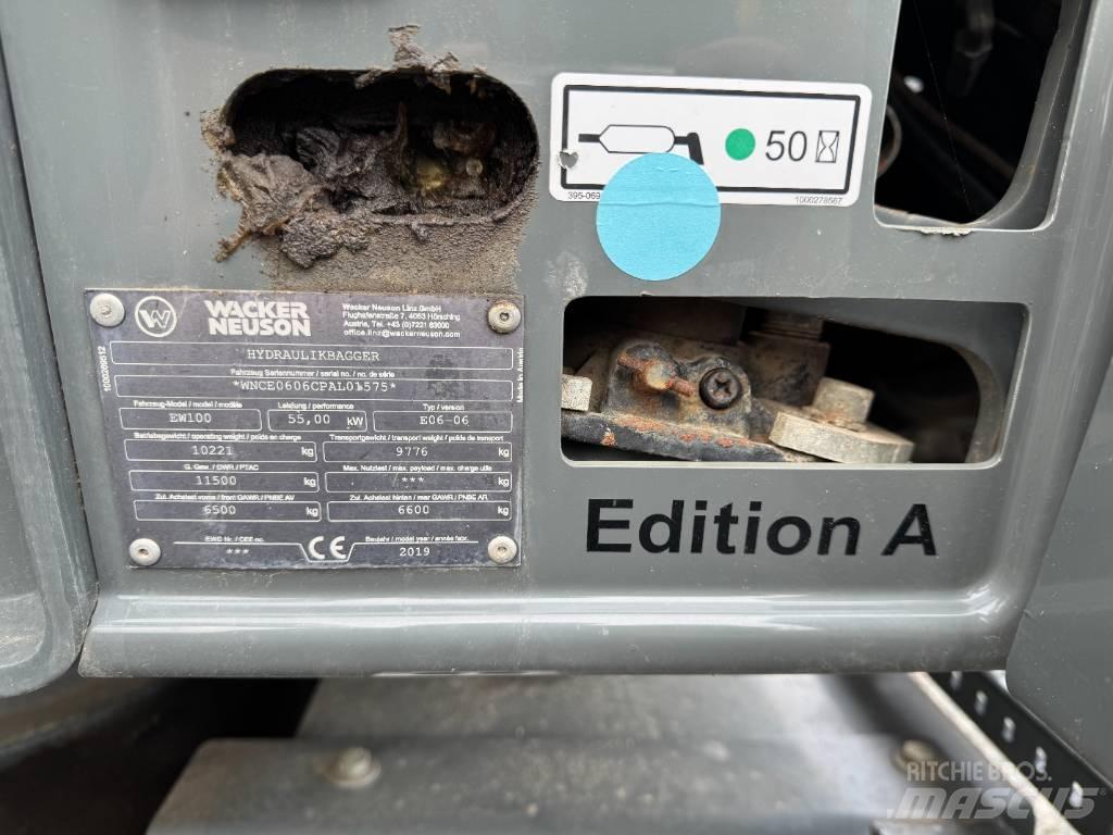 Wacker Neuson EW100 轮式挖掘机
