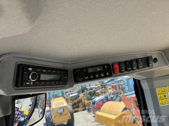CAT 908 轮式装载机