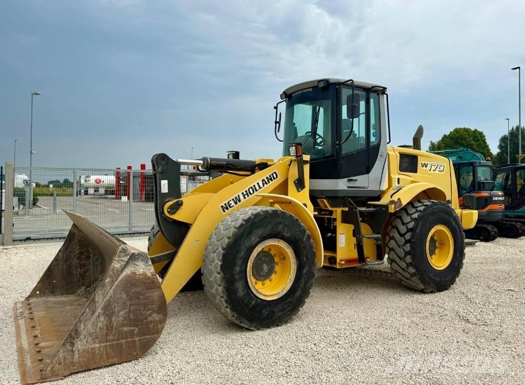 New Holland W 170 轮式装载机
