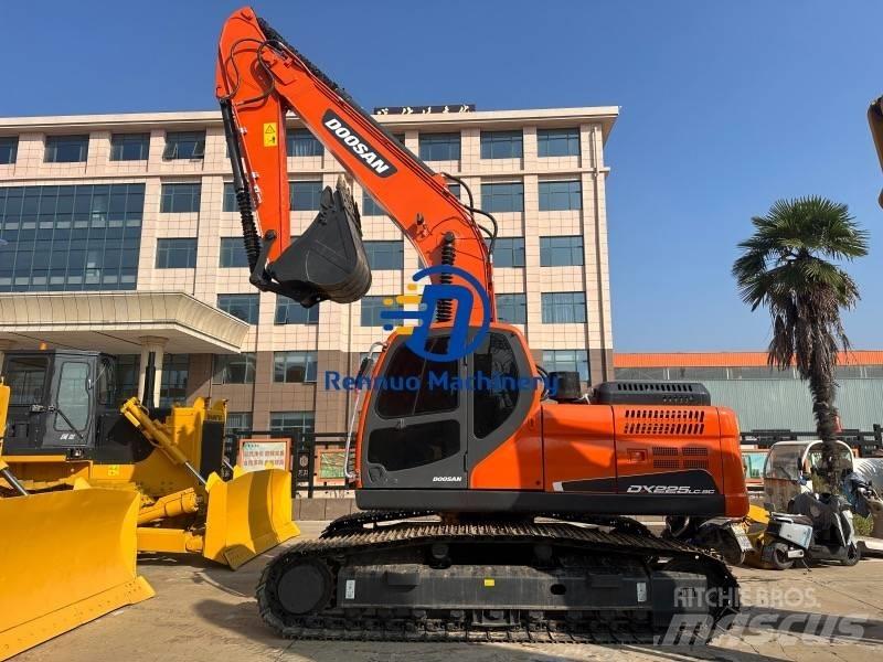 Doosan DX 225 LC-9C 履带挖掘机