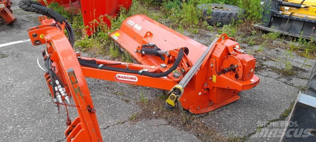 Maschio Giraffa 210 牧场割草机和切顶器