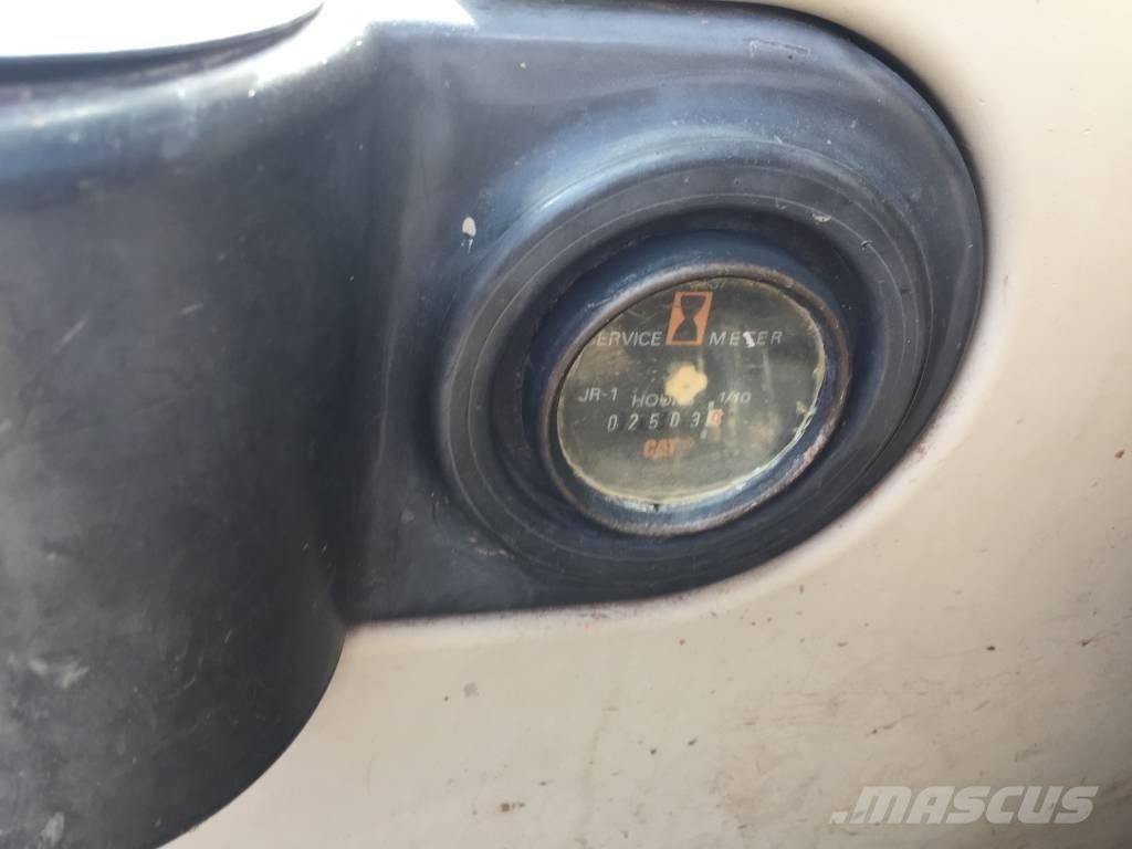 CAT 320 C 履带挖掘机
