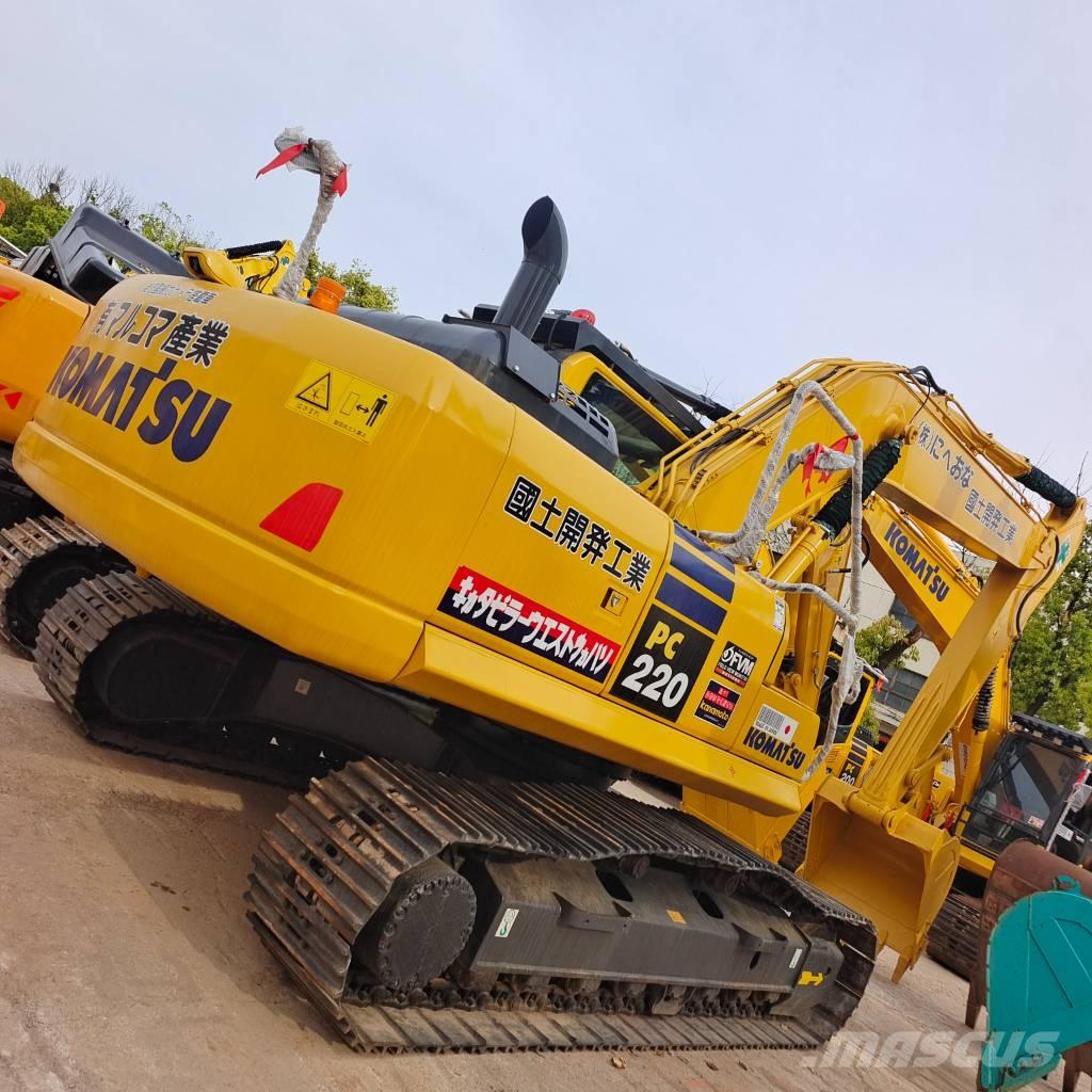 Komatsu PC 220-8 履带挖掘机