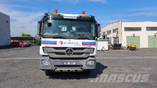 Mercedes-Benz 932.24 其他货车