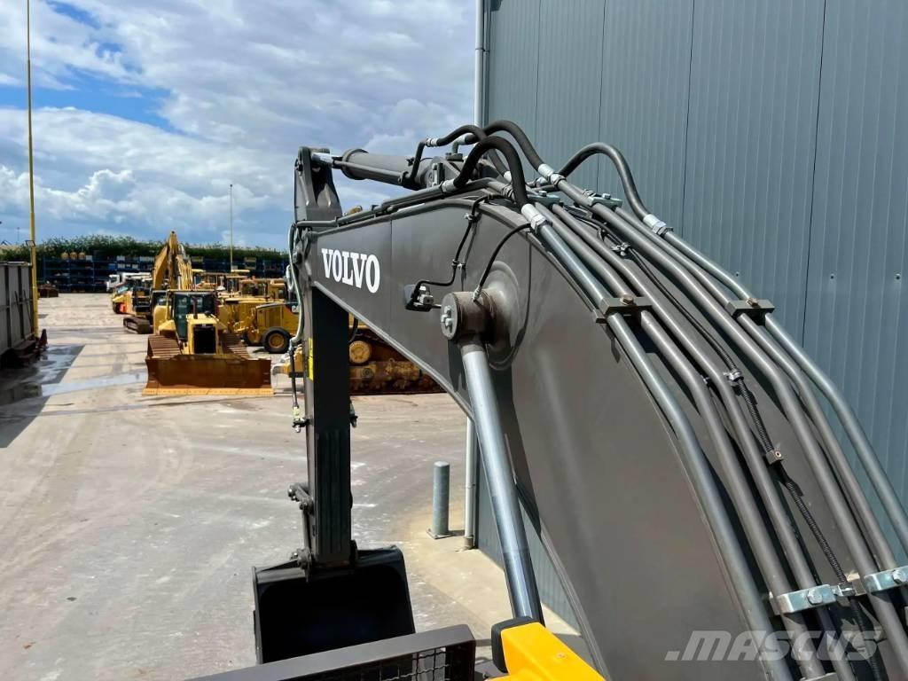 Volvo EC210 履带挖掘机