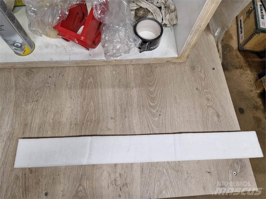 Eco Log 7007388 驾驶室与内部