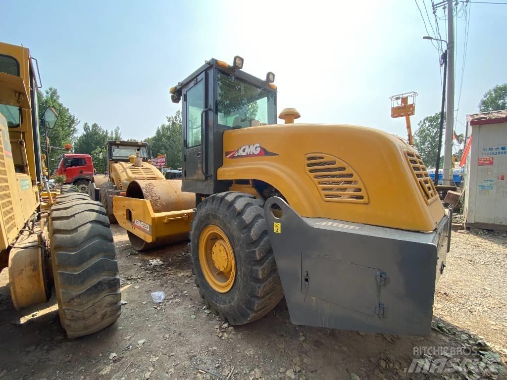 XCMG XSM 220 单轮压路机