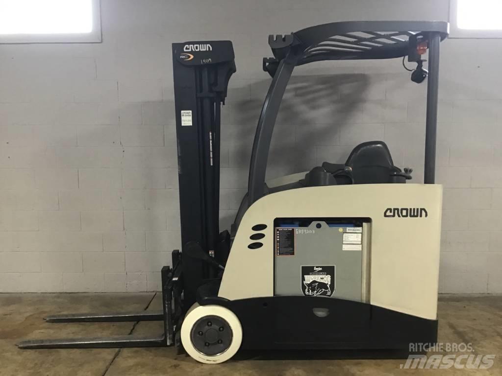 Crown RC5555-40 行走式堆垛机