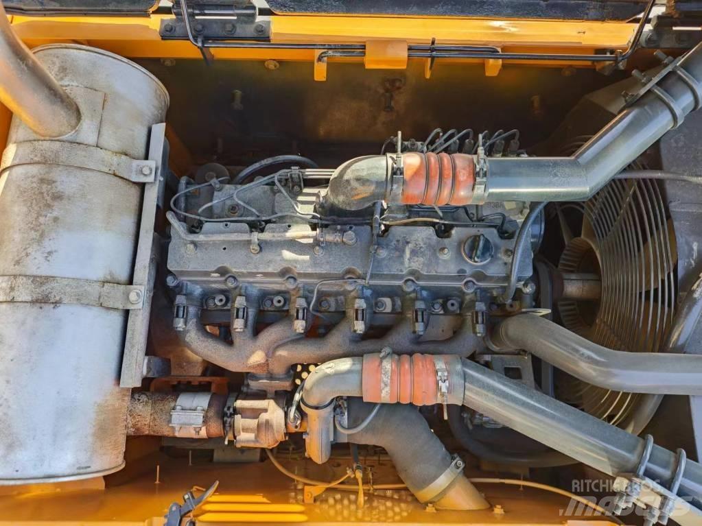 Hyundai 330LC-9S 履带挖掘机