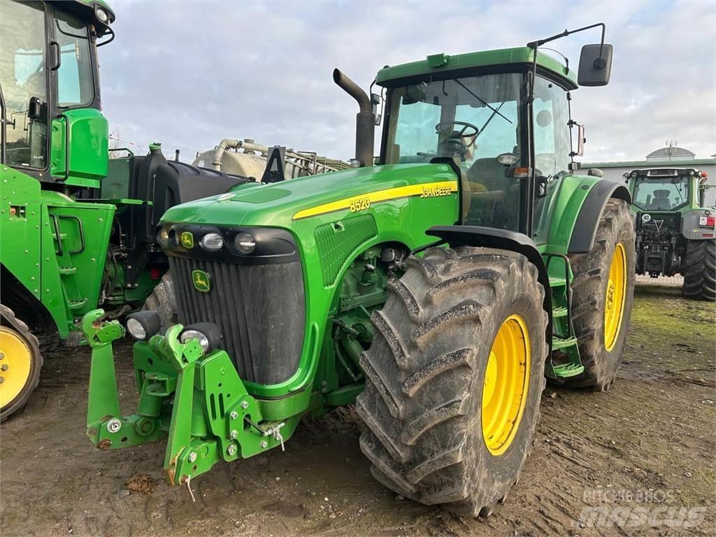 John Deere 8420 拖拉机/农用车