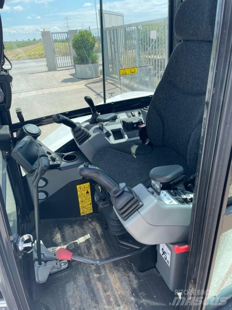 Bobcat E55z 小型挖掘机