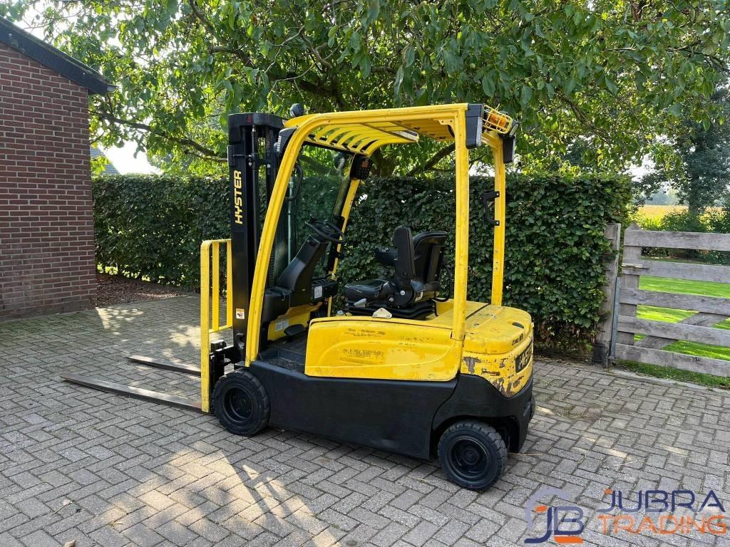 Hyster J2.0XN LWB 电动叉车