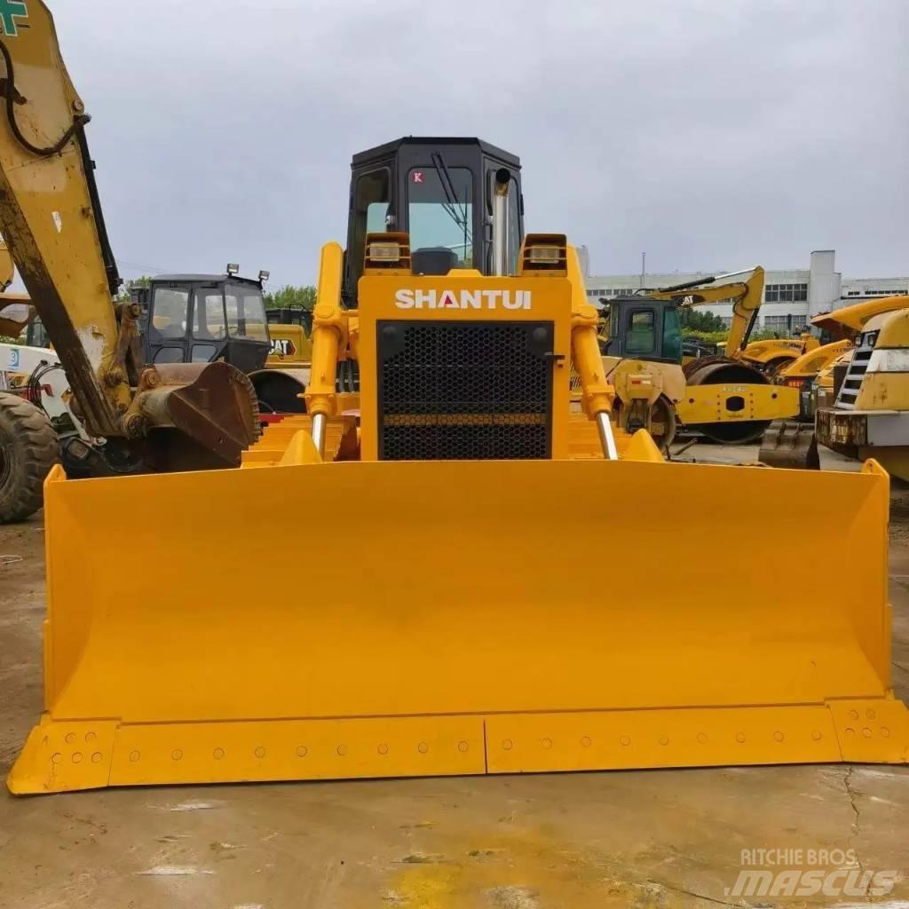 Shantui SD 16 履带式推土机