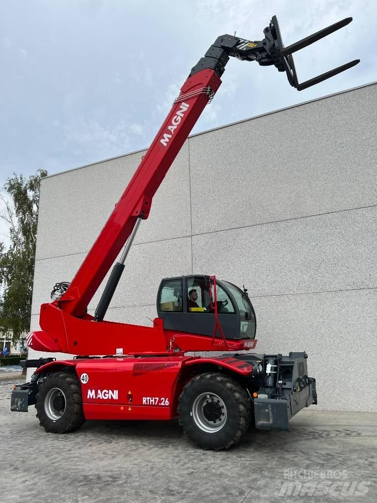 Magni RTH 7.26 伸缩臂叉装车|叉装车