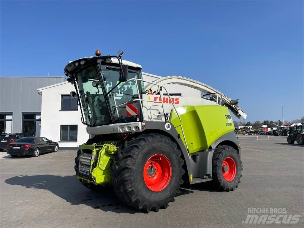 CLAAS Jaguar 940 青饲料收获机