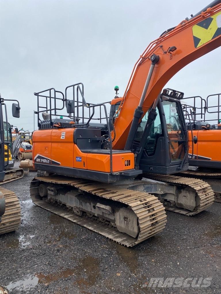 Doosan DX 140 LC 履带挖掘机