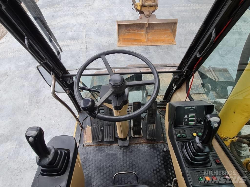 CAT M 312 轮式挖掘机