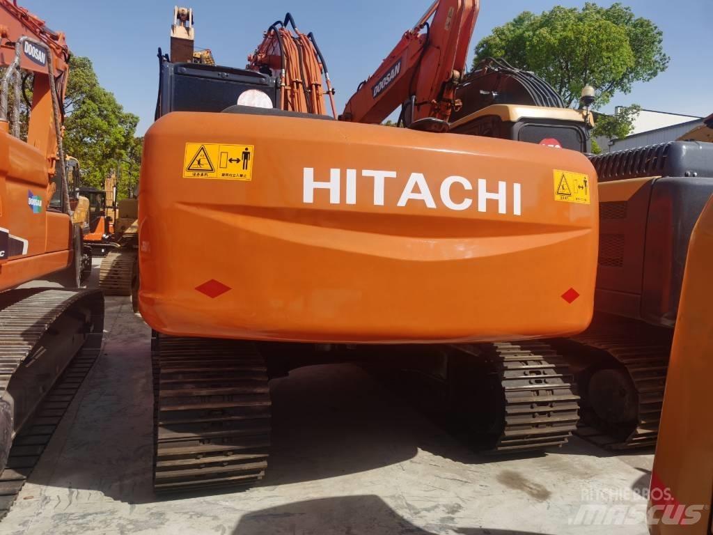 Hitachi ZX 210 履带挖掘机
