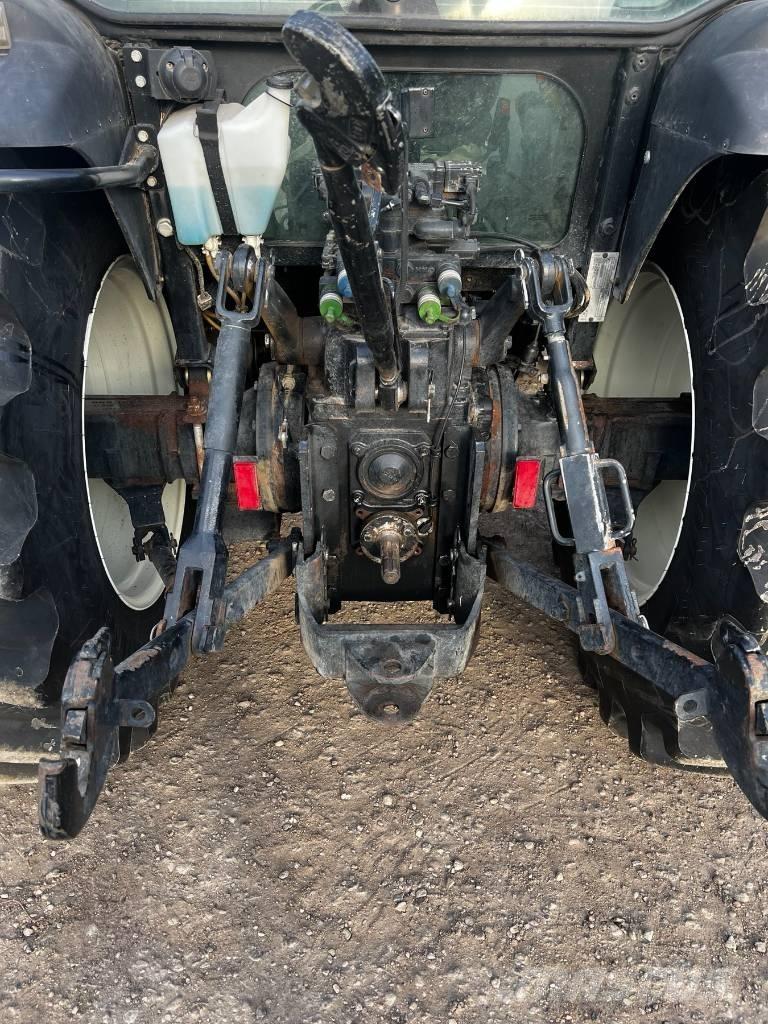 New Holland T 4050 拖拉机/农用车