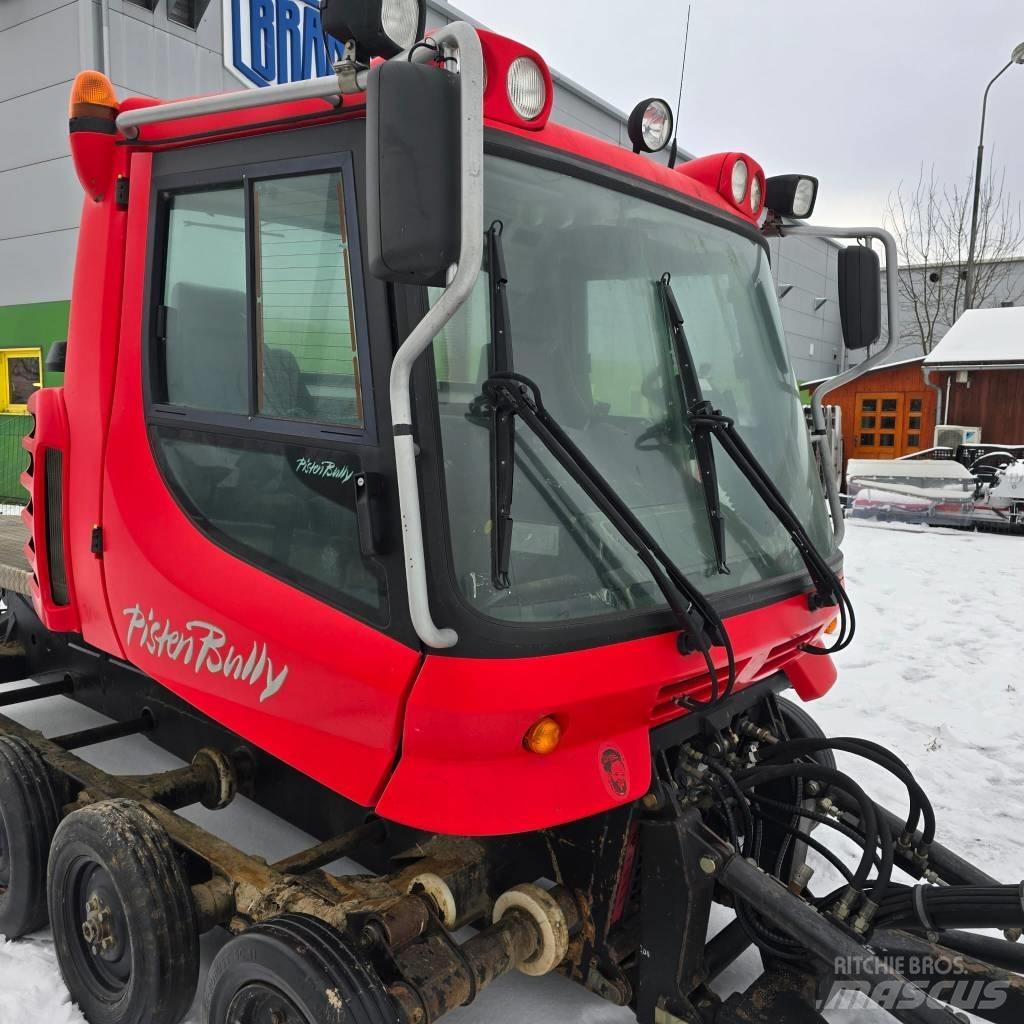 Kässbohrer PB 300 铲雪车