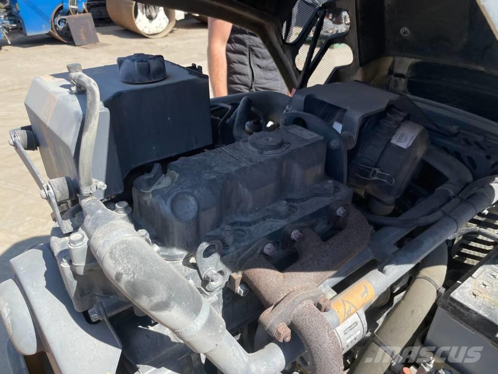 Hamm HD 12 VT 复合式压路机